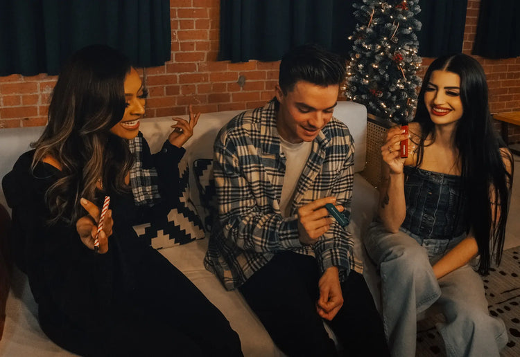 6 Mitten Extracts Flavors to Brighten Your Holidays