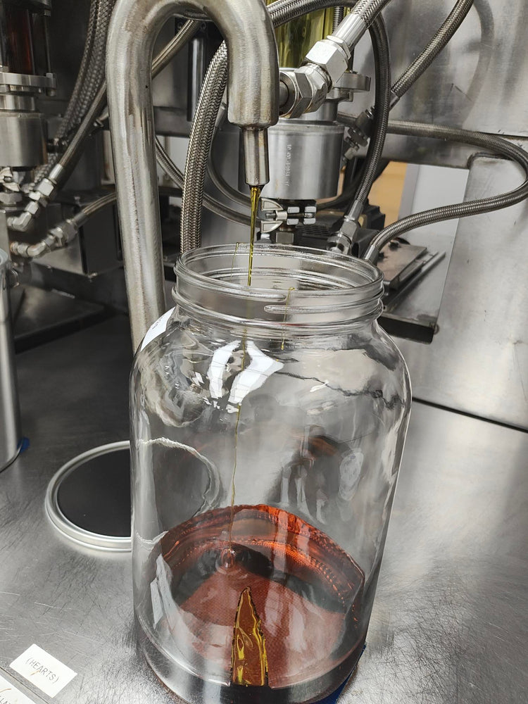 How Mitten Extracts Ensures the Purest & Safest Distillate